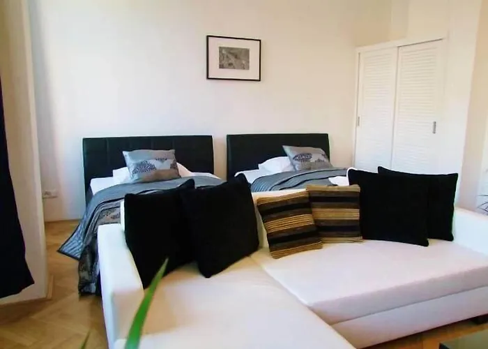 Old Town Square Premium 4* Praha