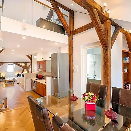 Old Town Square Premium Residence 4* Prague
