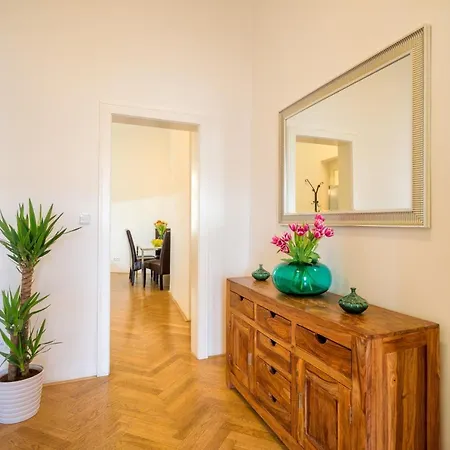 Old Town Square Premium Residence Aparthotel Prague