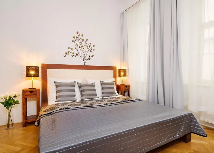 Old Town Square Premium Appart hôtel
