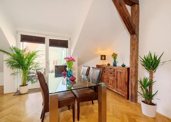 Appart hôtel Old Town Square Premium 4*